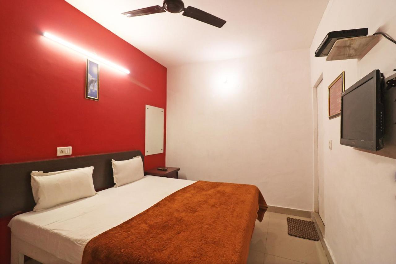 Spot On 48690 Hotel Host Agra  Esterno foto
