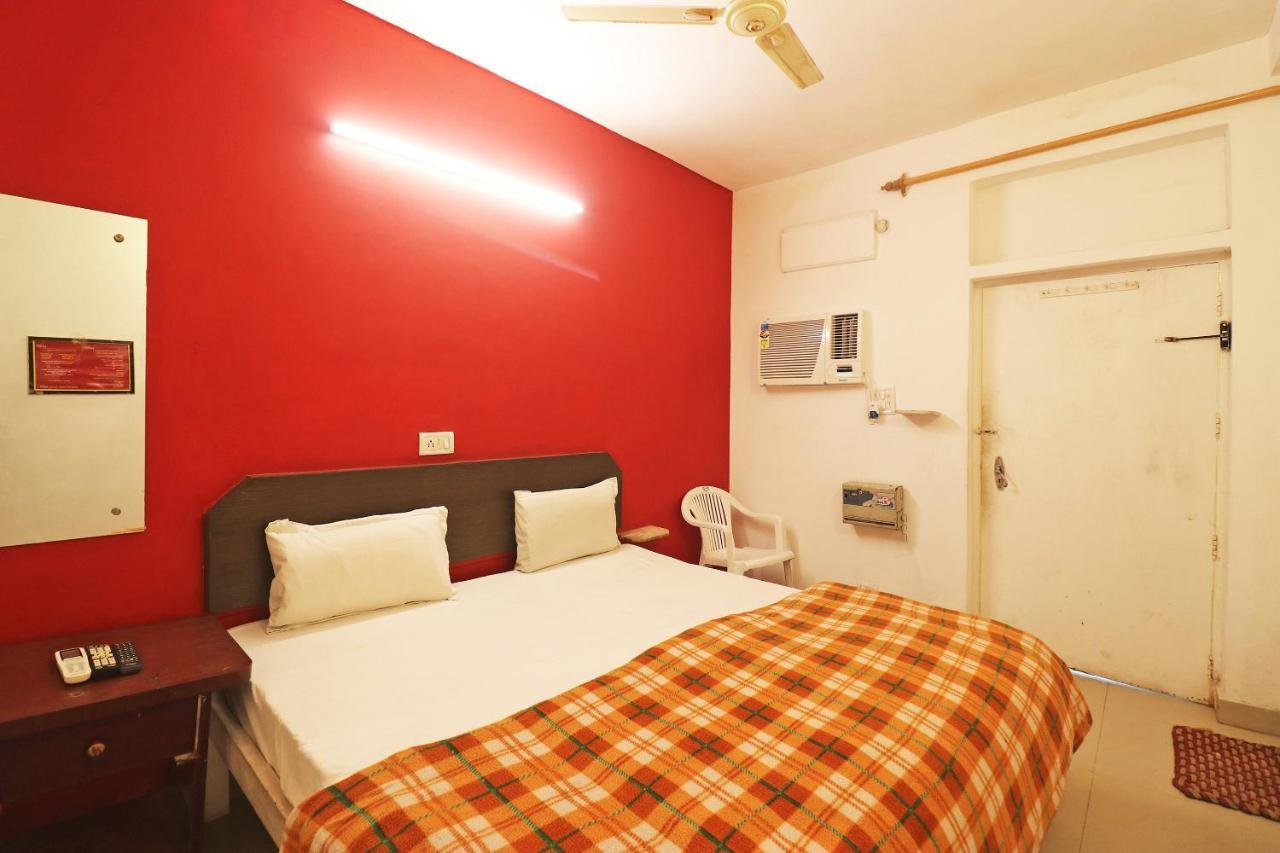 Spot On 48690 Hotel Host Agra  Esterno foto