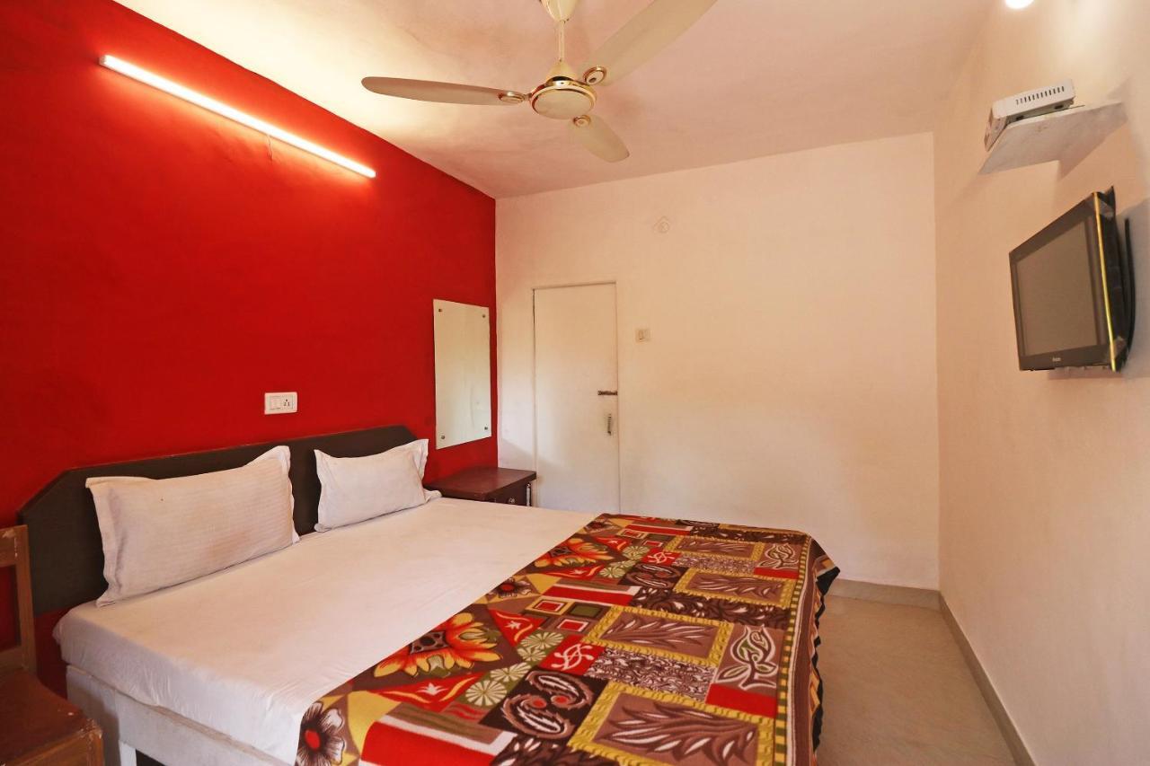 Spot On 48690 Hotel Host Agra  Esterno foto